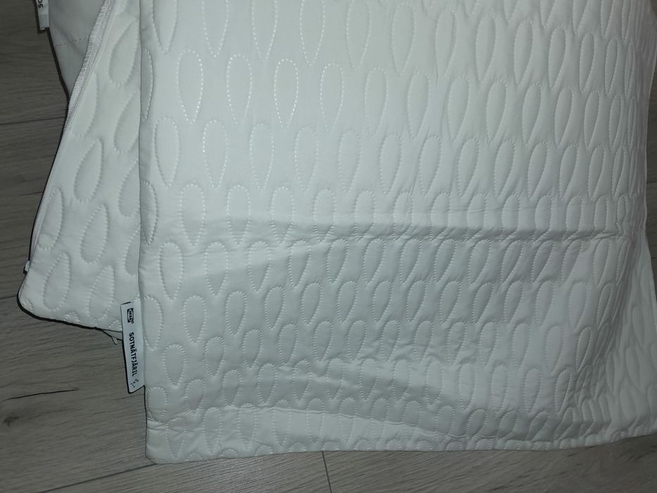 2 perne IKEA 50x60 cm + huse impermeabile
