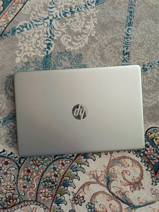 Hp noutbook Core i3-1215U(12-avlod)