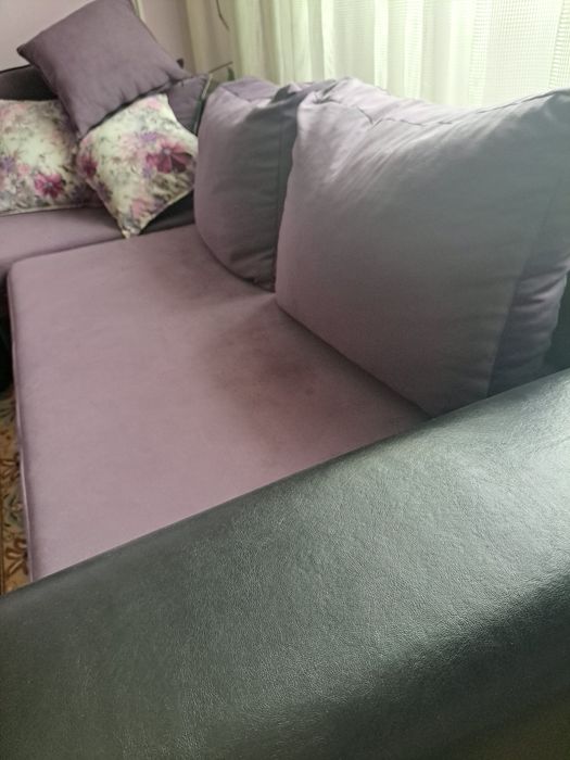 Ъглов кожен диван