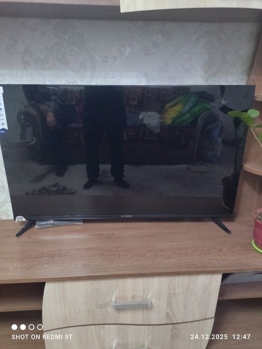 Телевизор на запчасти