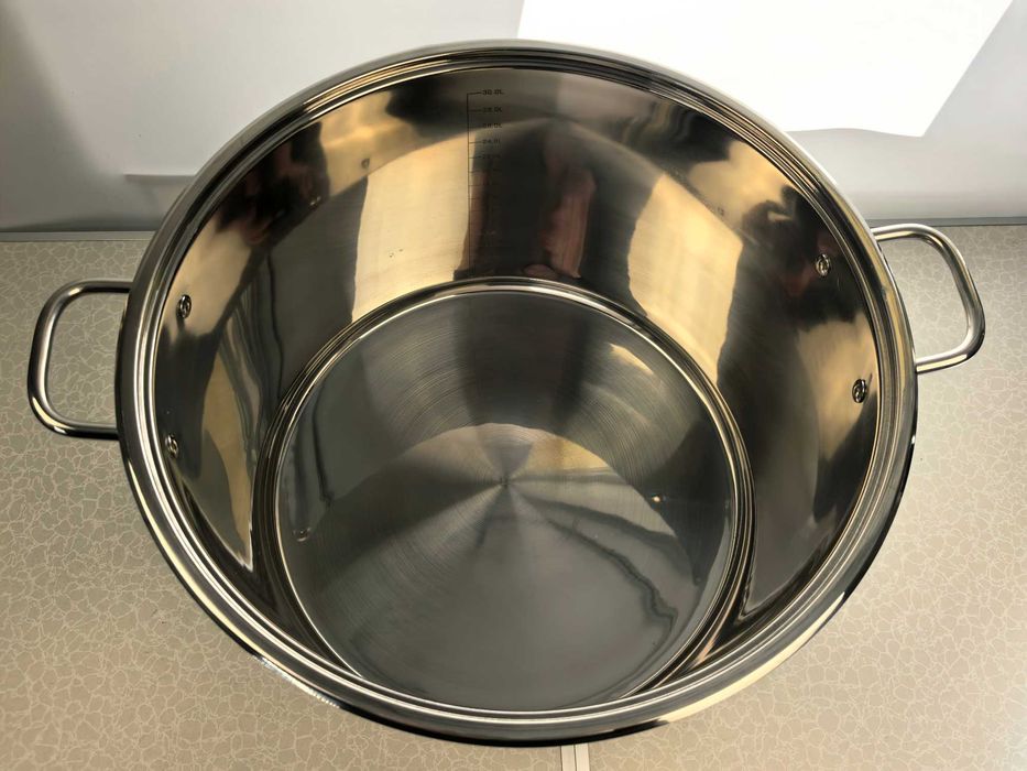 Oala inox 40x27 cm 34 litri cu capac sticla 380 lei