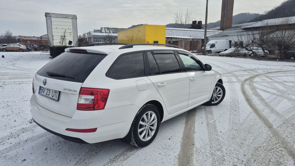 Skoda Octavia 2.0tdi  150cai dsg