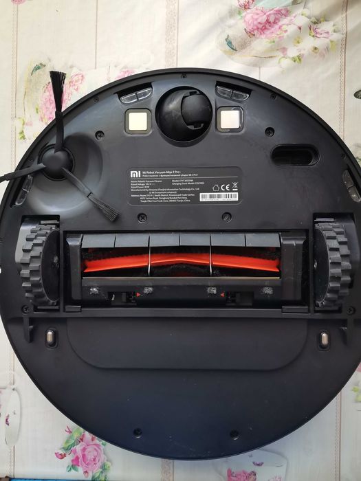 Прахосмукачка робот с МОП