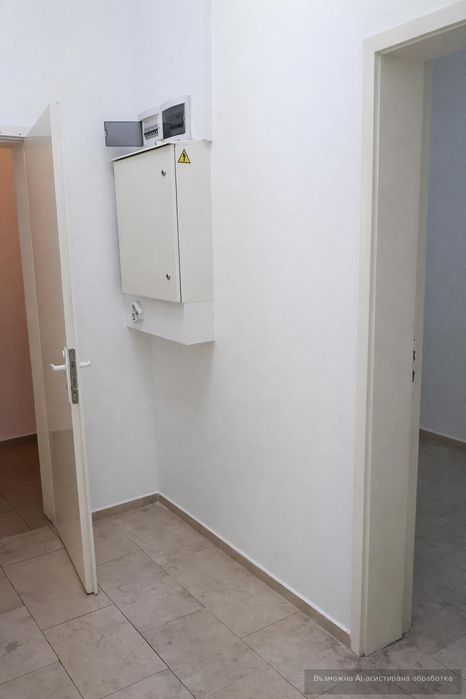 Дава се под наем Магазин в Пловдив, Център - 70 кв.м за 698.19 € - Снимка #2