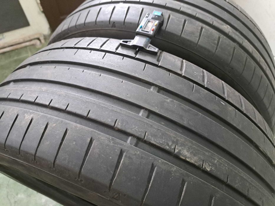 2 anvelope 245/45 R19 Falken
