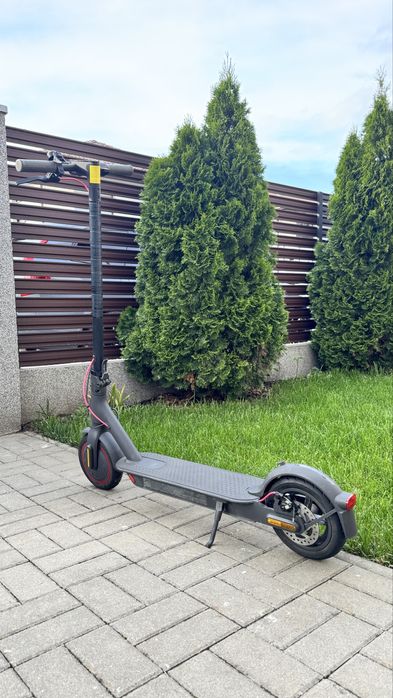 Xiaomi Mi Electric Scooter Pro 2 | 507 km | Cutie + Încărcător | Baterie excelentă