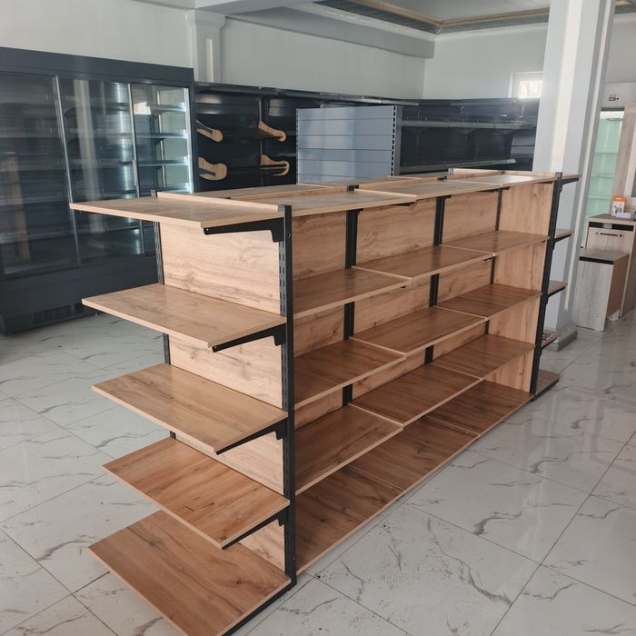 Stelaj. Prilavka poʻlka vitrina