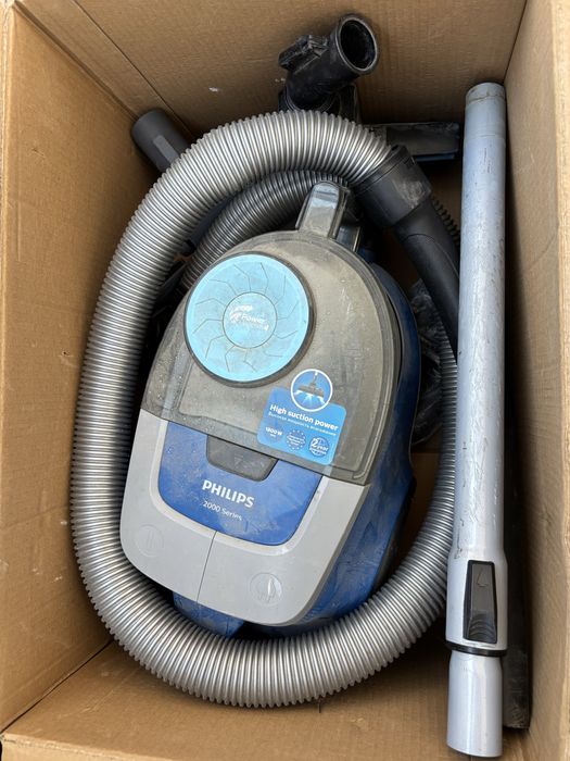 Пылесос от philips