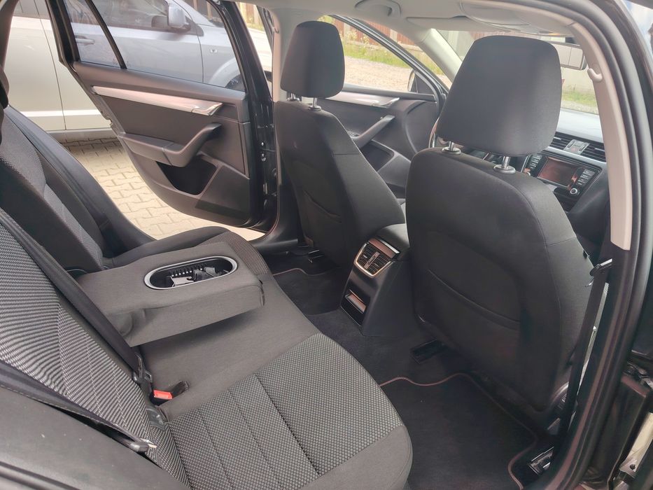 Vand Skoda Octavia 2014 /150PS/Climatronic/Senzori parcare/Pilot Automat!