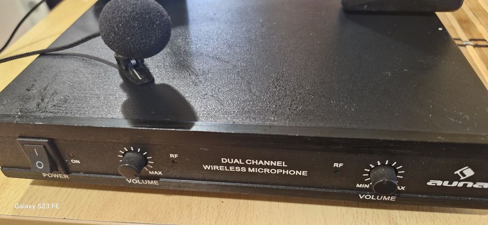 Receiver pentru acordeon, vioara,  saxafon