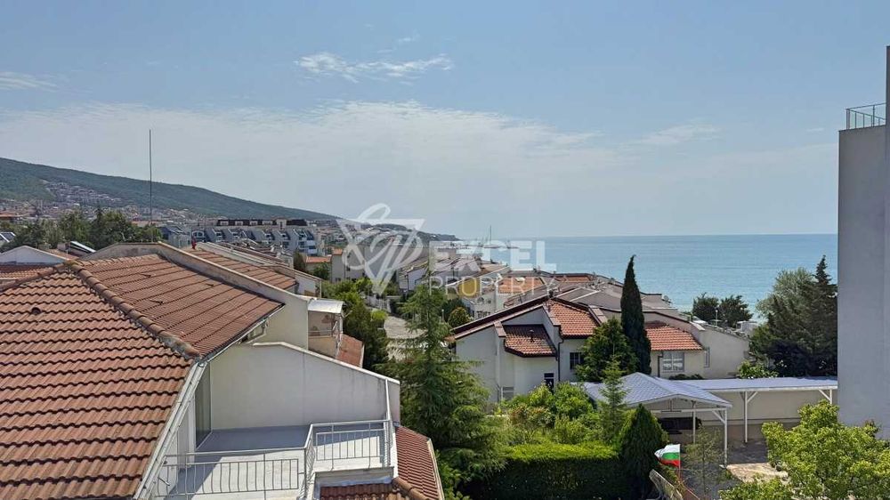 Апартамент с гледка море в комплекс Залив, Свети Влас