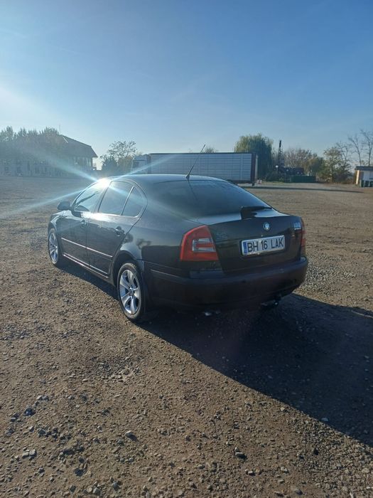 Skoda Octavia 2  2.0 TDI 140 cai bkd impecabil