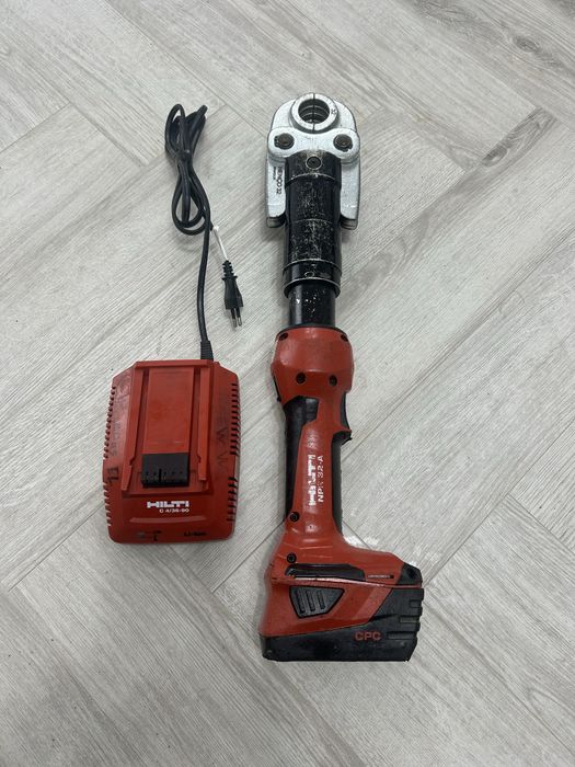 Hilti NPR 32-A presa de sertizat