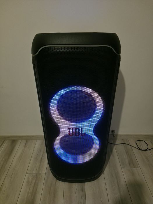 Jbl Partybox Ultimate 1100W.