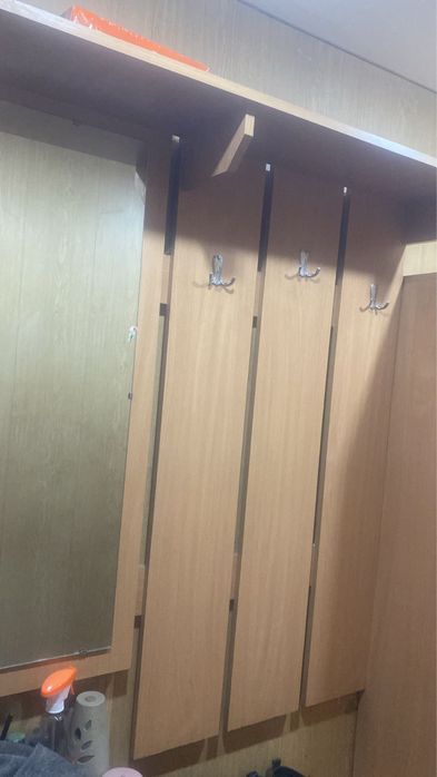 Продам Прихожая б/у состояний