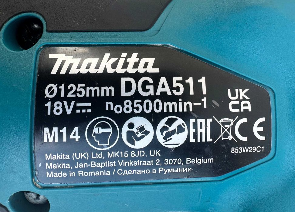 Makita DGA511 - Безчетков ъглошлайф 2x18V 5.0Ah 2024г. като нов!