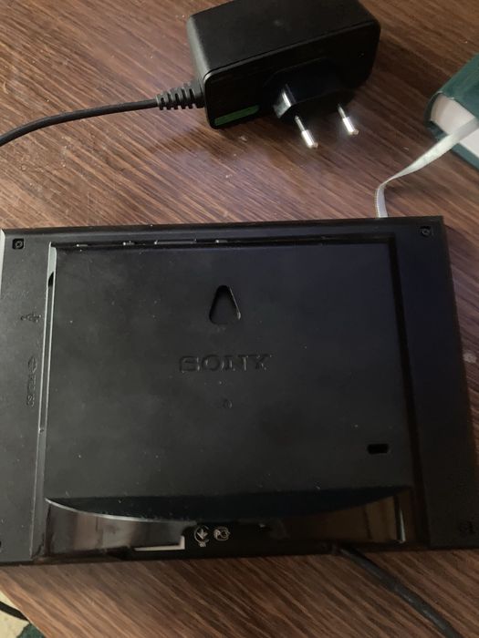 Фото рамка Sony DPF-C700 продам