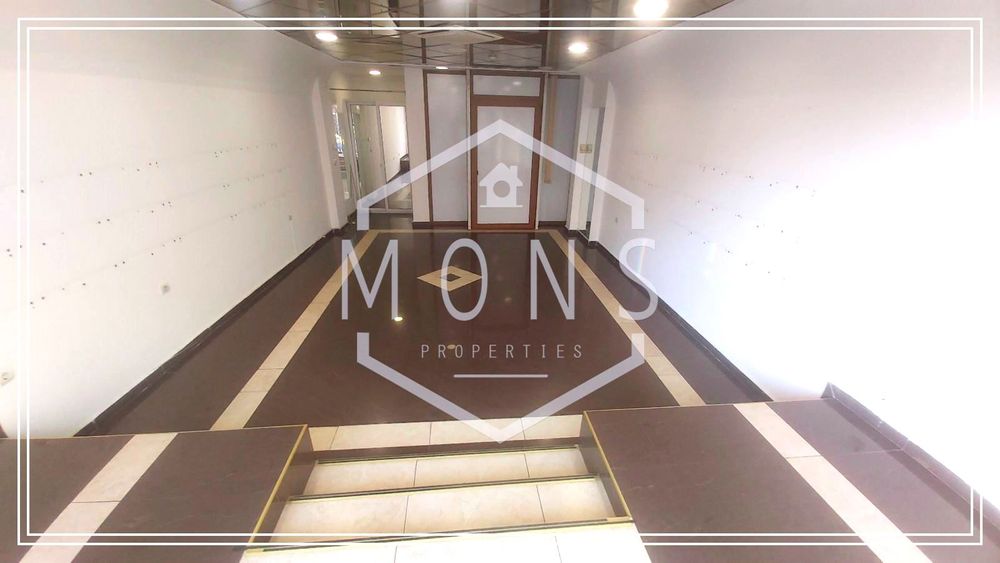 Продава се Магазин в Велико Търново, Център - 55 кв.м за 5455 €/кв.м - Снимка #2