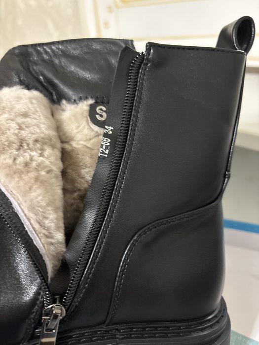 Продам зимние сапоги новые 34р