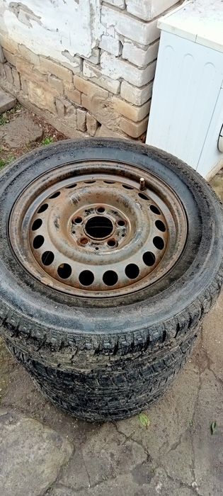 Диск с шиной на Опель Омега Б