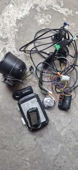 Продам Magicar 905 состояние хорошое на фото видно нет запаски пулта