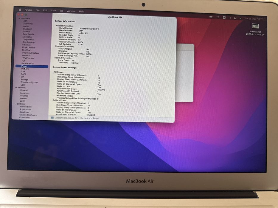 Mackbook Air 1466 8GB RAM 128 GB HDD