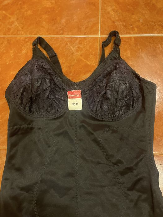 Нижнее белье новое . Утягивающее . 95-в