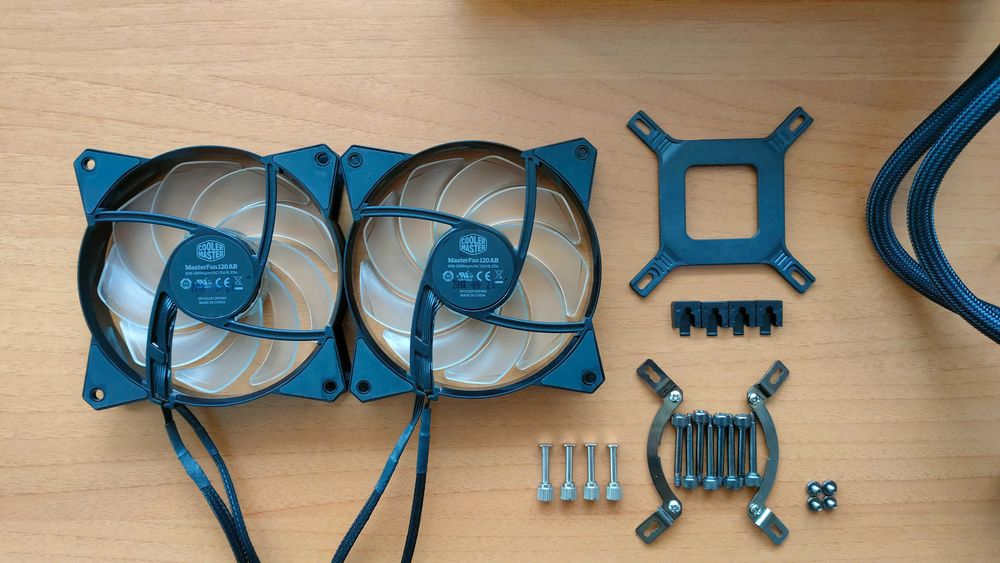 Водно охлаждане MasterLiquid ML240L RGB