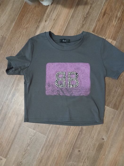 Продам женские топики