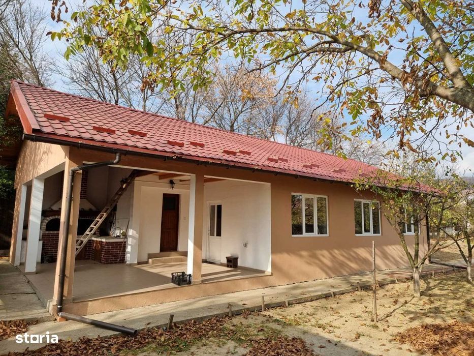 Vila in Calinesti, Arges -15min de Pitesti, toate utilitatile
