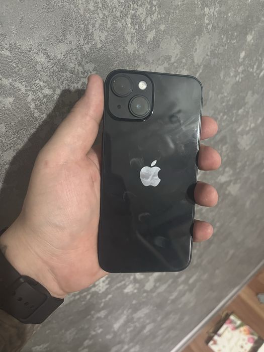Продам Iphone 14