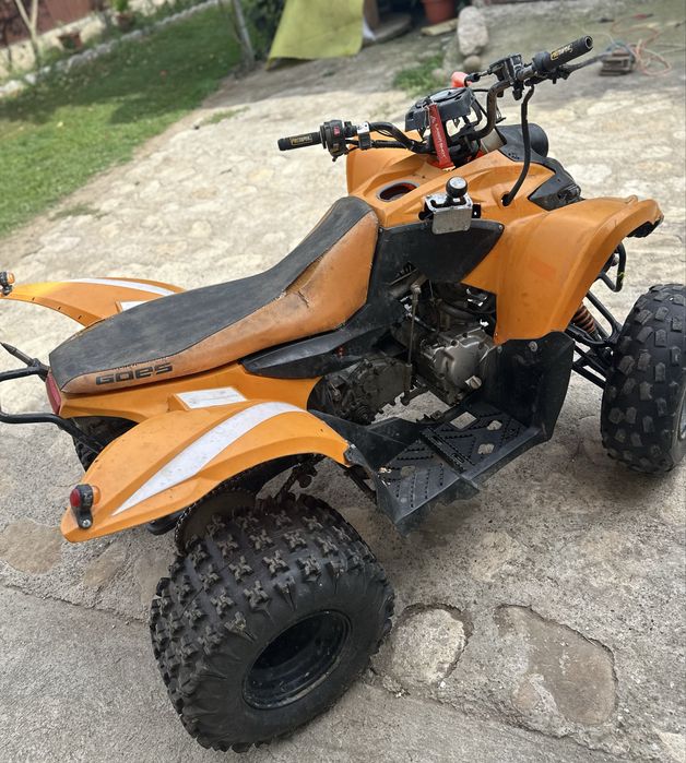 Vând atv