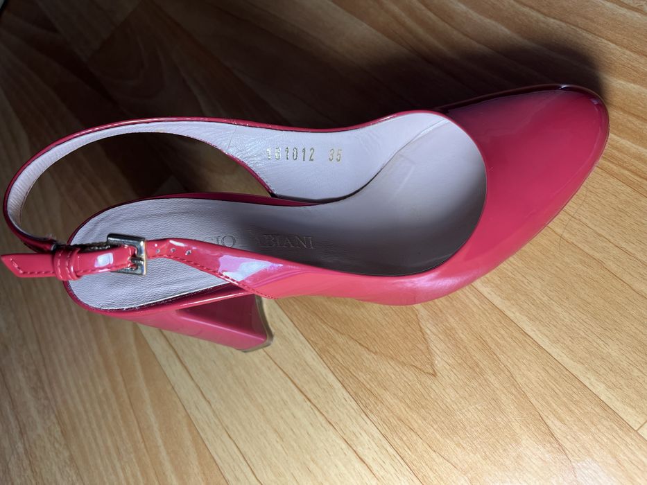 Женские туфли