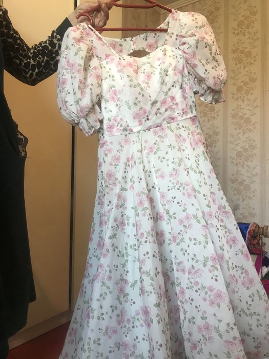 Платье продам 44-46 размер