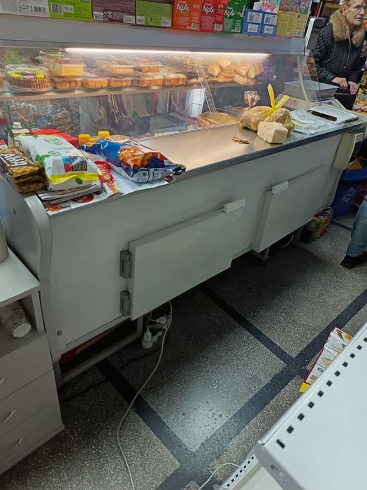 Хоризонтална хладилна витрина за магазин
