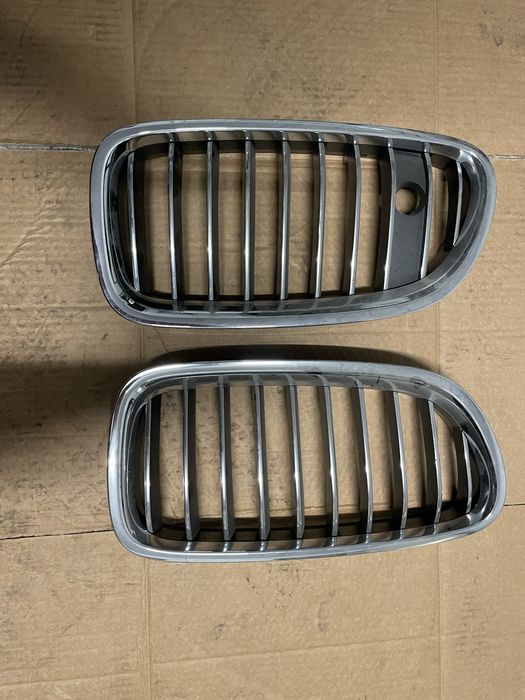 Grile nari bara fata BMW Seria 5 F10 F11 Originale