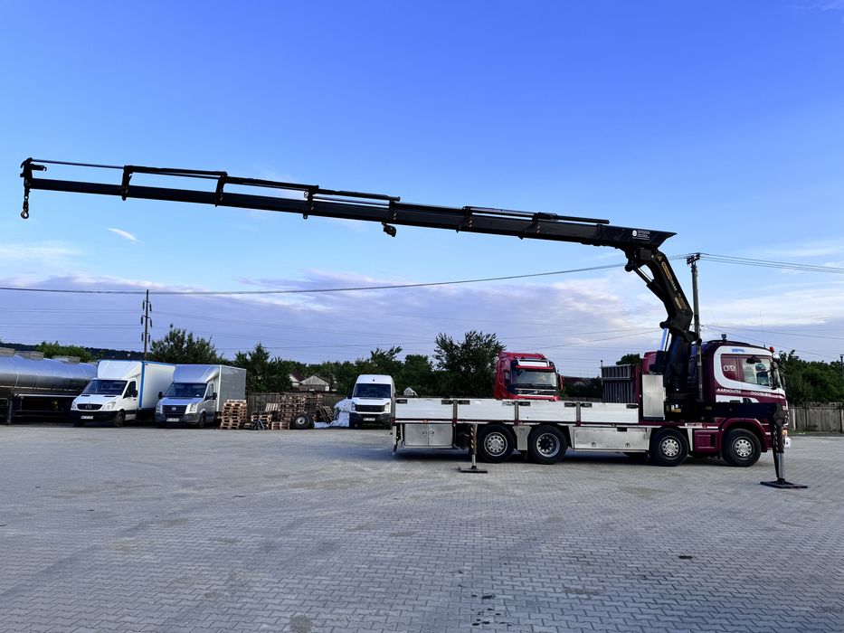 Servicii inchiriere macara transport containere incarcare descarcare