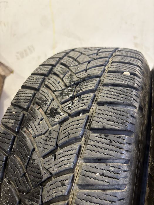 225/60R17 Dunlop iarna