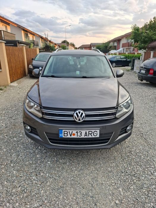 VOLKSWAGEN Tiguan 2012