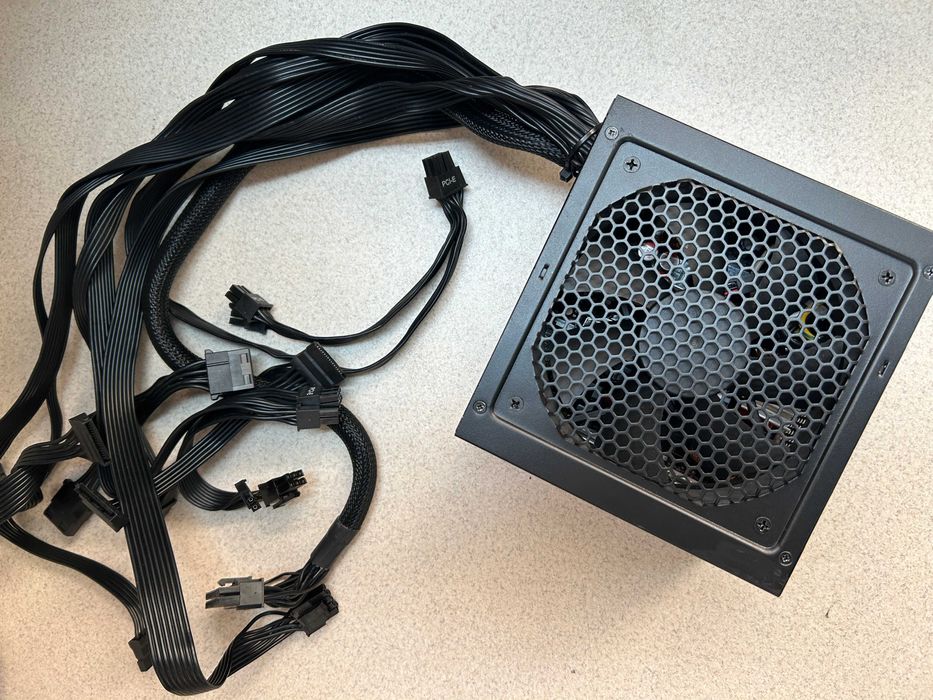 Качествено захранване за компютър Seasonic B12 BC-850W