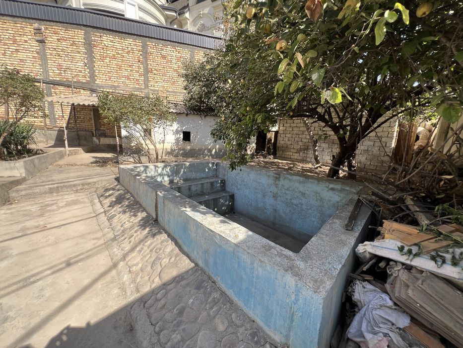 Участок 5.2 соток центр луначарского цена 260000 у.е