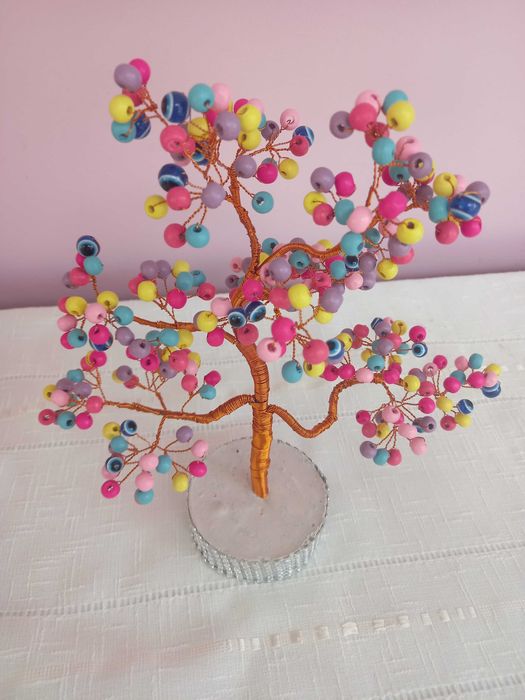 Дървета и цветя от мъниста