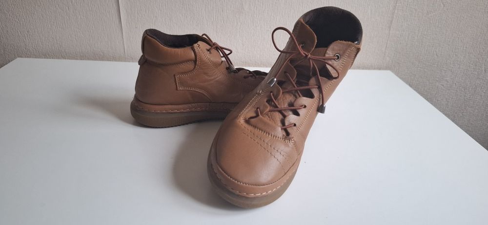 Естествена кожа обувки Ulanka 41 номер 
26,2 см нови, естествена кожа