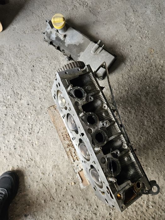 Chiulasa dacia logan 1.4 mpi 2010