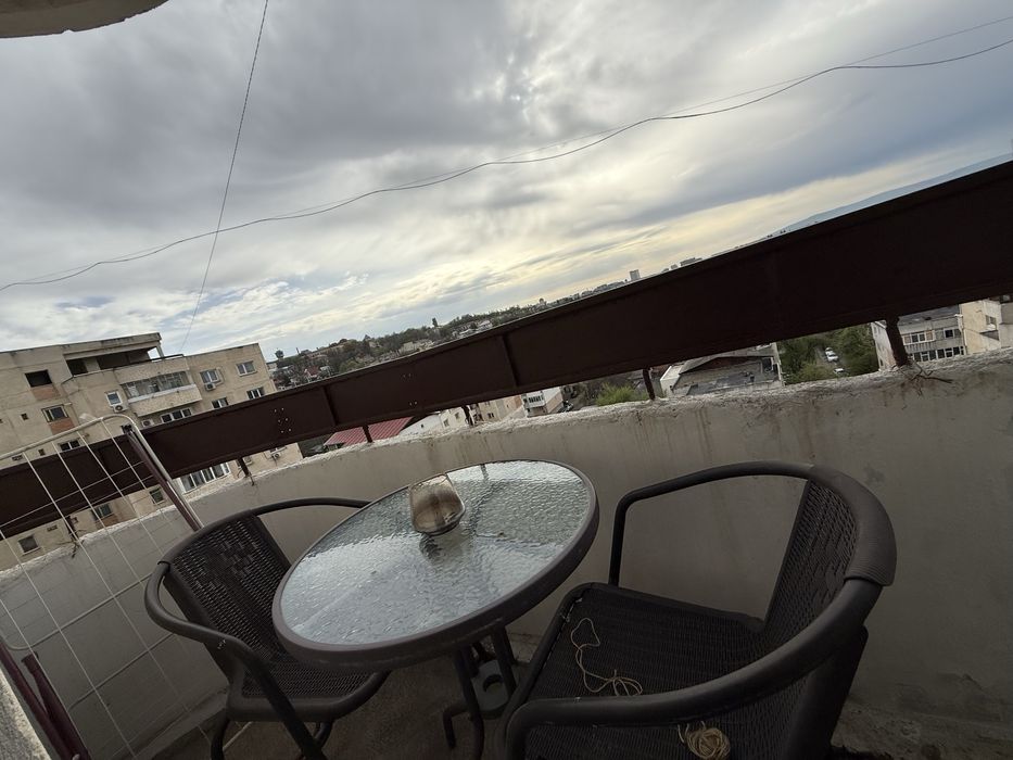 Inchiriez apart 1 cam D zona Gara 40 mp