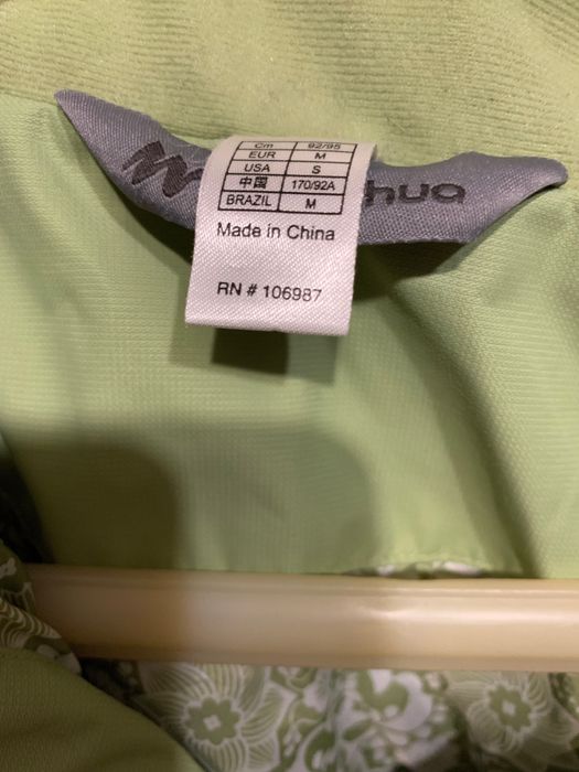 Дамско непромокаемо яке Quechua, M