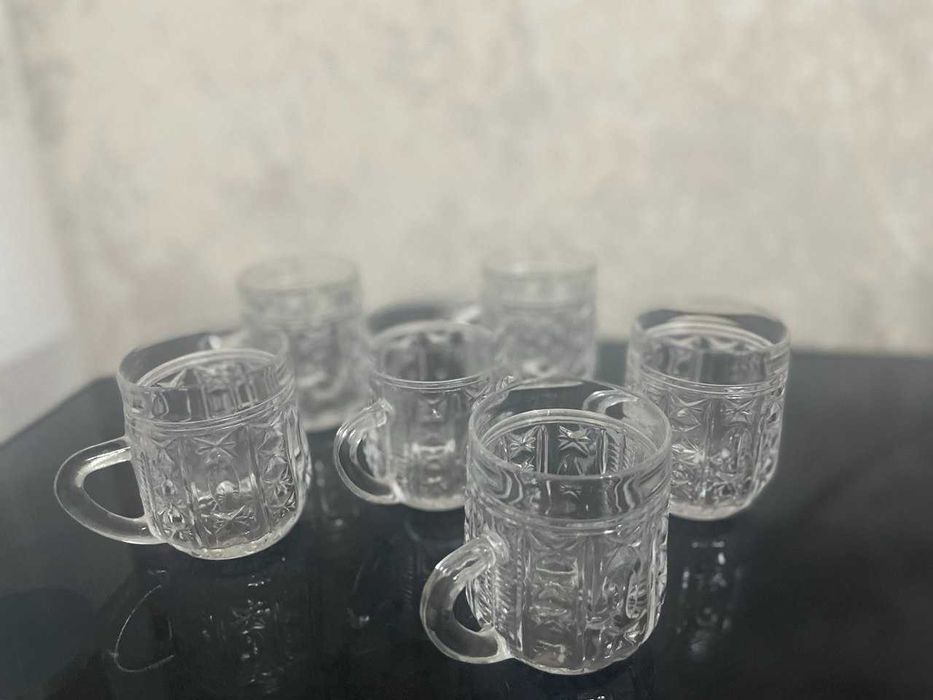 Кружки стеклянные набор 6 штук в хорошем состоянии