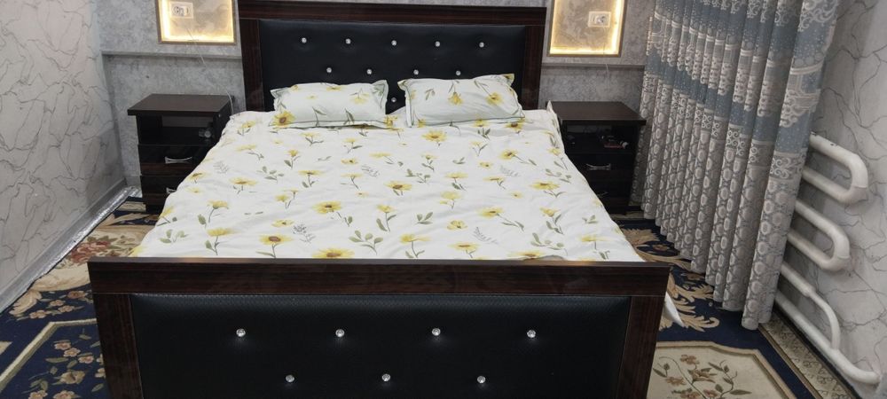 Ховли сотилади холати яхши шароит 100% Навои Шахар ТИНЧЛИК кургони