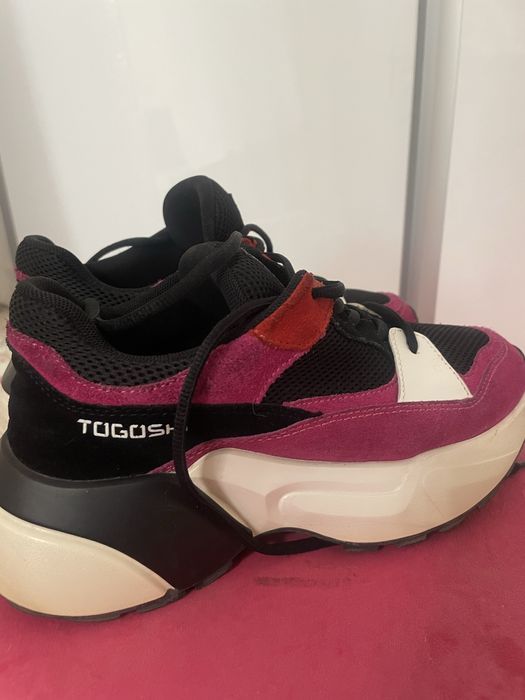 Togoshi Сникърси  38-ми номер Розов