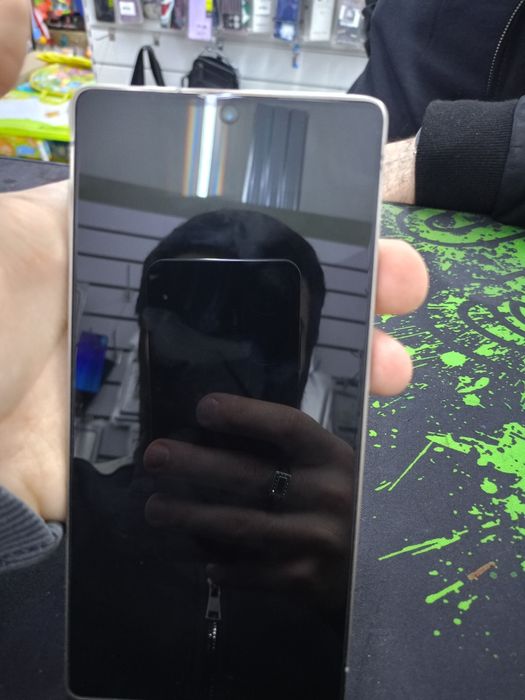 Продам Самсунг S25 ультра